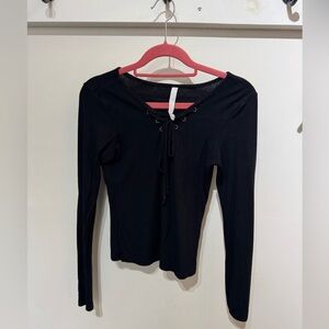 5/$25 Black Lace-Up Women's Top Bluenotes S